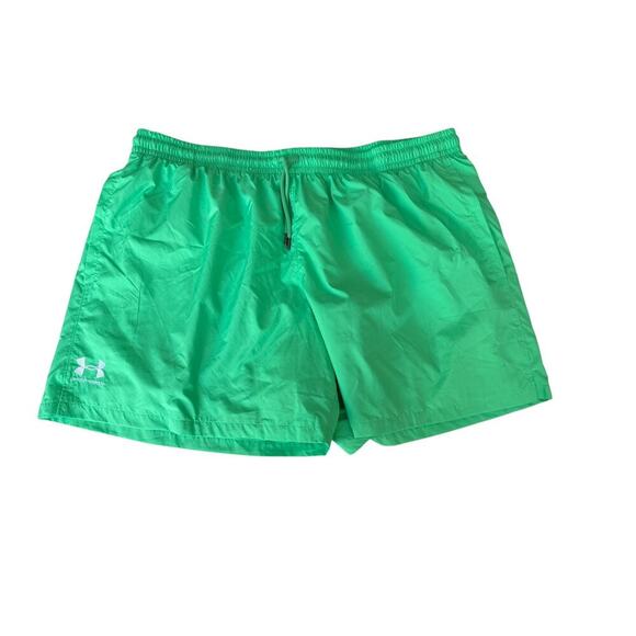 Under Armour Men's Green Mesh Lined UA Essential Volley Shorts Size 2XL - Picture 4 of 7